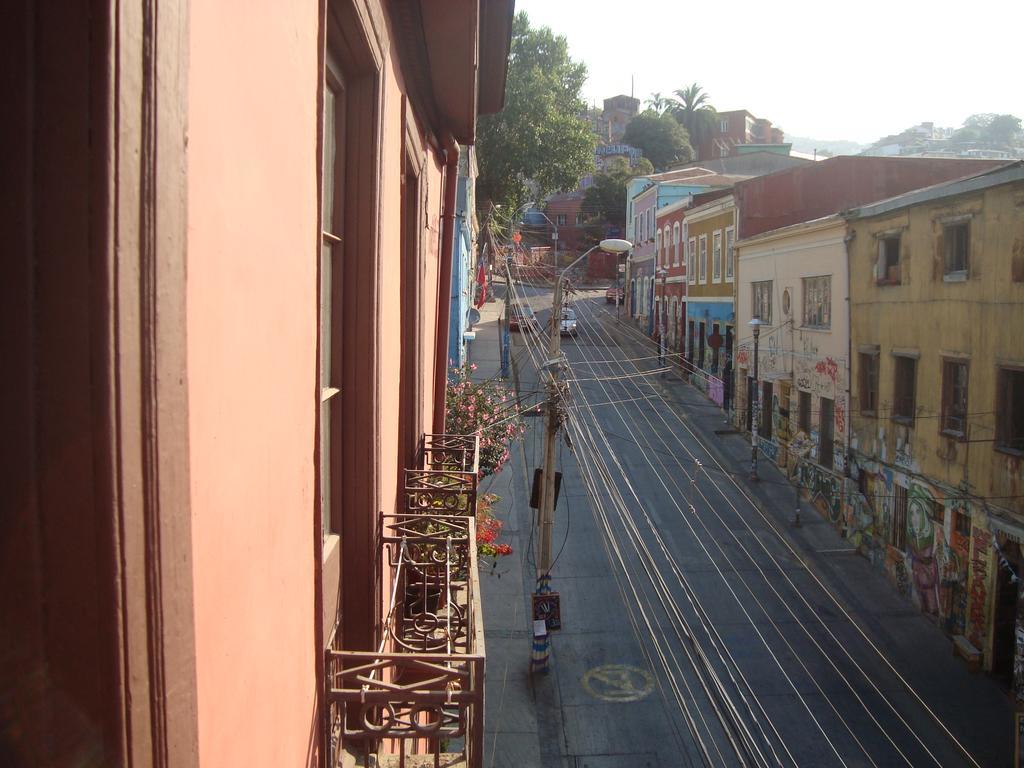 Hostal Cumming 129 Valparaiso Exterior photo